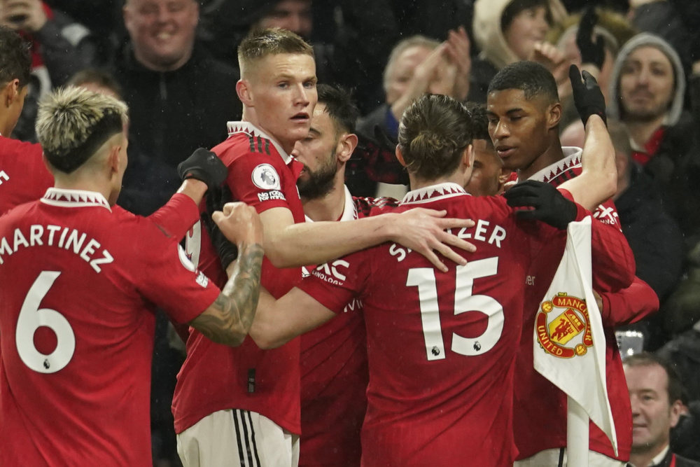 法在場上展 法在場上展